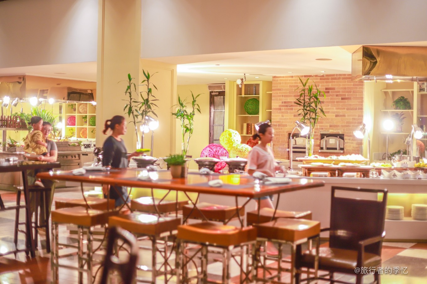 三亚复古酒店拍照,三亚网红酒店拍照攻略