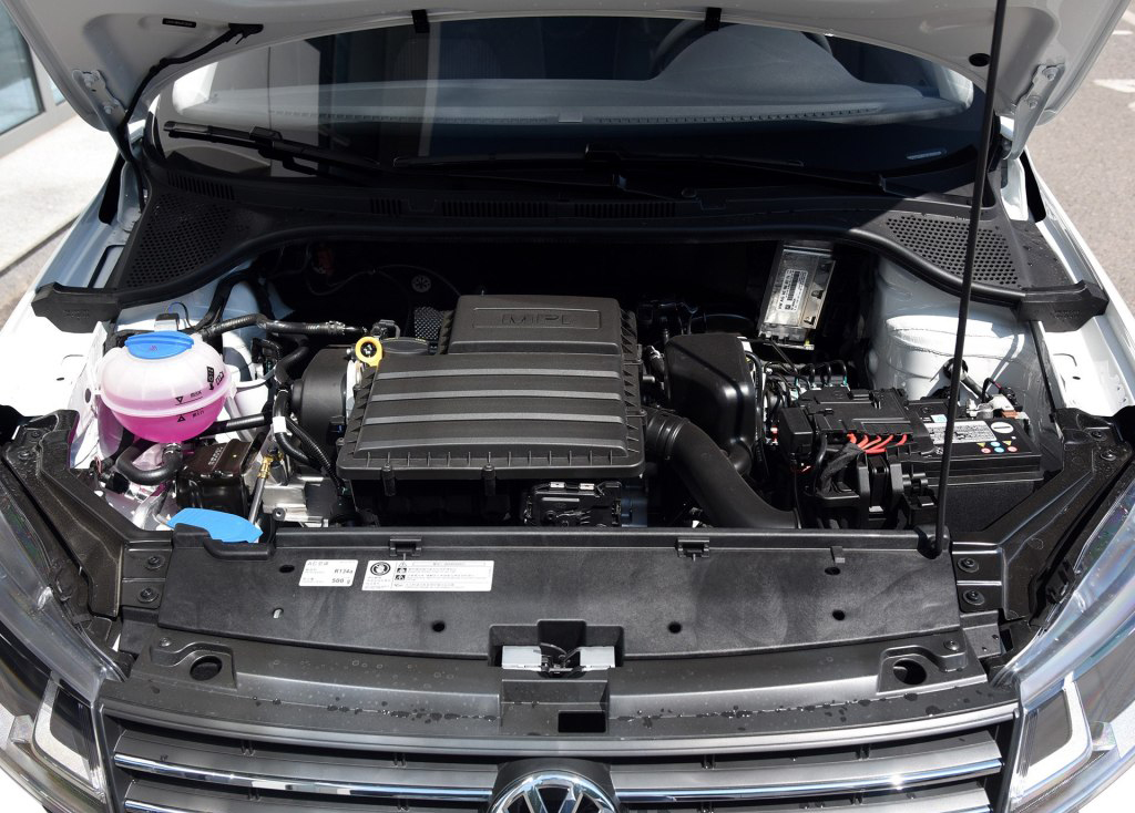 很廉价的车内饰,大众最简陋的内饰