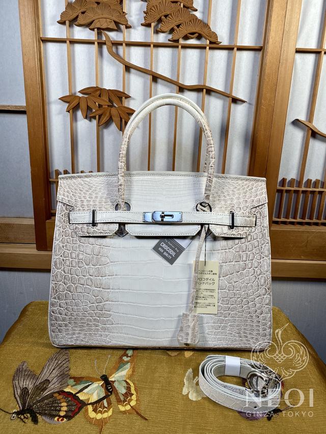 鳄鱼皮包包知识,鳄鱼怎么挑选