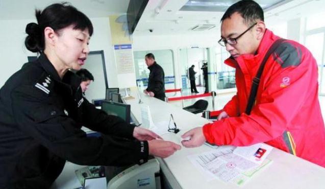 爸爸姓朱给五胞胎取的名字,爸爸给5胞胎起名字