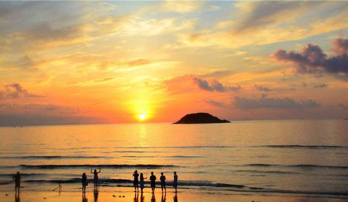 惠州离海超近的5星酒店!正海景+2人自助早晚+私家沙滩+无边泳池