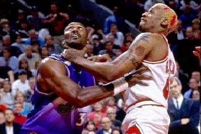 NBA上古巨星传-卡尔·马龙！铁骨硬汉心，梦别紫金城