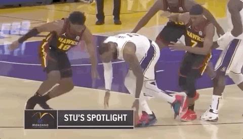 詹姆斯因脚踝伤势将休战4-6周,詹姆斯脚踝受伤动态图