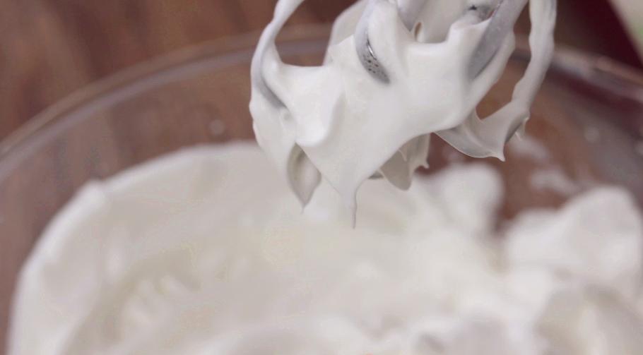 巴斯克芝士蛋糕加热吃还是冷藏吃,自制无烤箱的芝士蛋糕好吃到爆