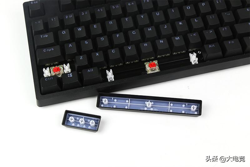 雷柏v520rgb合金版机械键盘评测,雷柏v808樱桃键盘测评