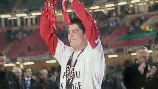 红魔曼联7号变迁,红魔7号传奇与魔咒