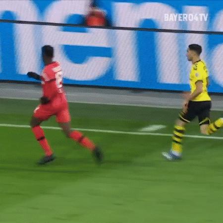 塔普索巴曼联,药厂后卫塔普索巴