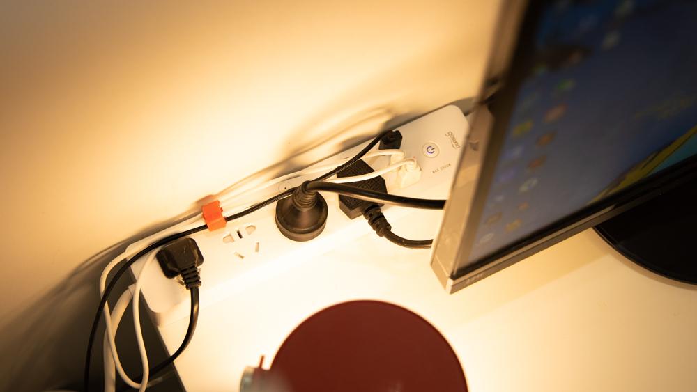 小米有品无线插排,小米排插和公牛排插哪个好