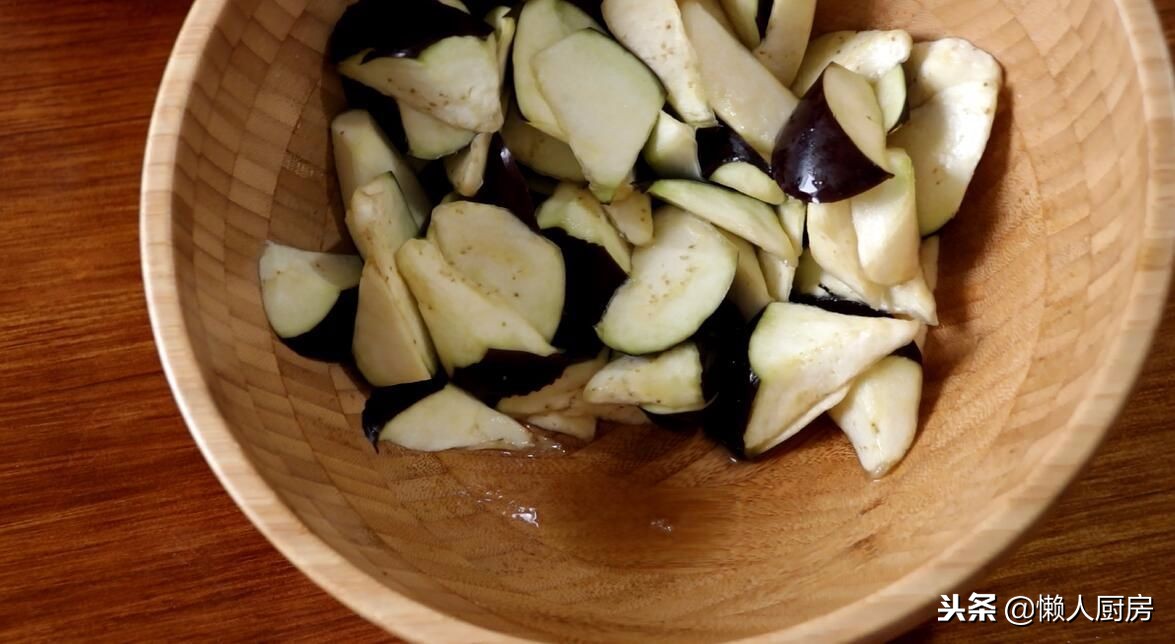 茄子容易吸油怎么做减少吸油量,茄子太吸油