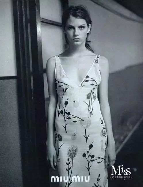 维密秀大放异彩的4位中国超模,维密蓝血超模
