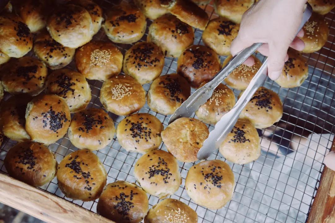 每顿人均20块，坐高铁来这座浙西小县城吃个过瘾