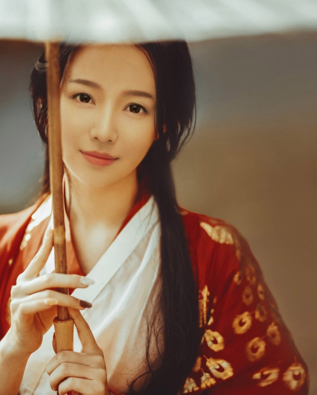 可以用自己穿汉服照片做头像吗,古装汉服头像