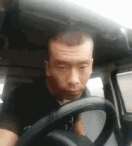 虽然她是在鄙视，不过我突然有了个大胆的想法