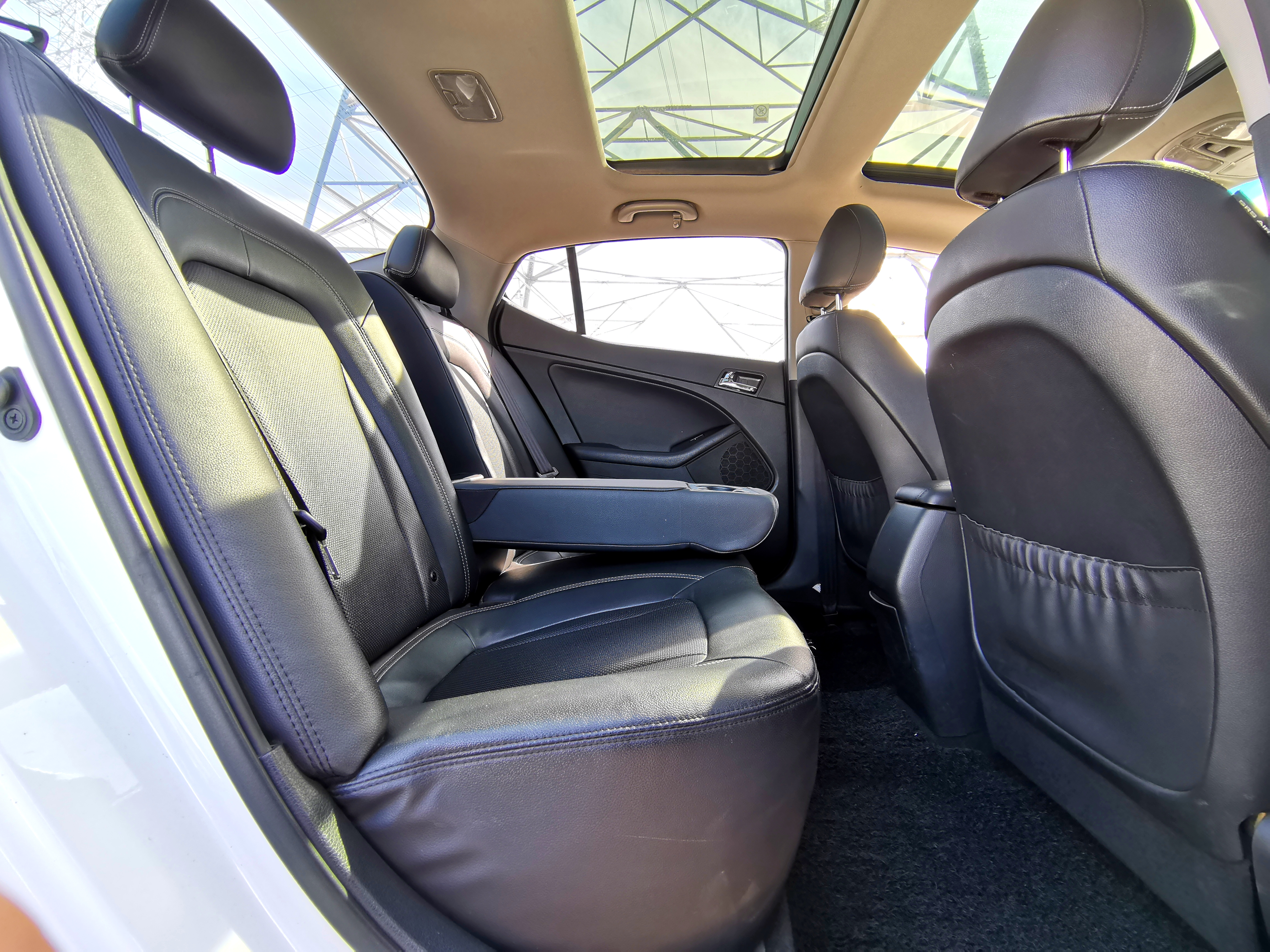 难复曾经的辉煌,韩系起亚k5高配落地价多少钱