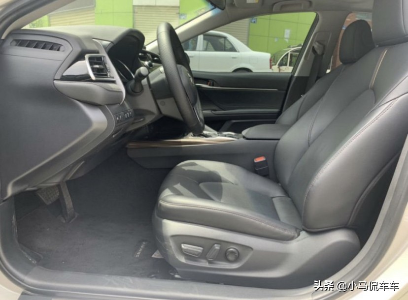 22岁喜提人生第一辆车雅阁,25岁喜提人生第一台车