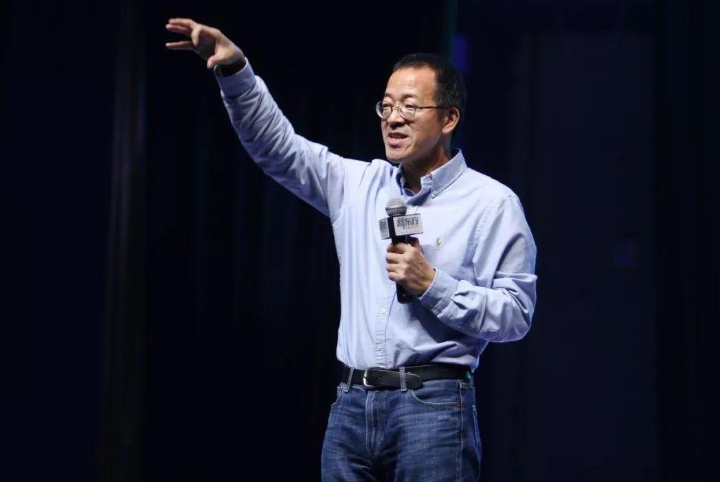 俞敏洪谈互联网买菜卖菜,俞敏洪问董宇辉讲卖菜的意义