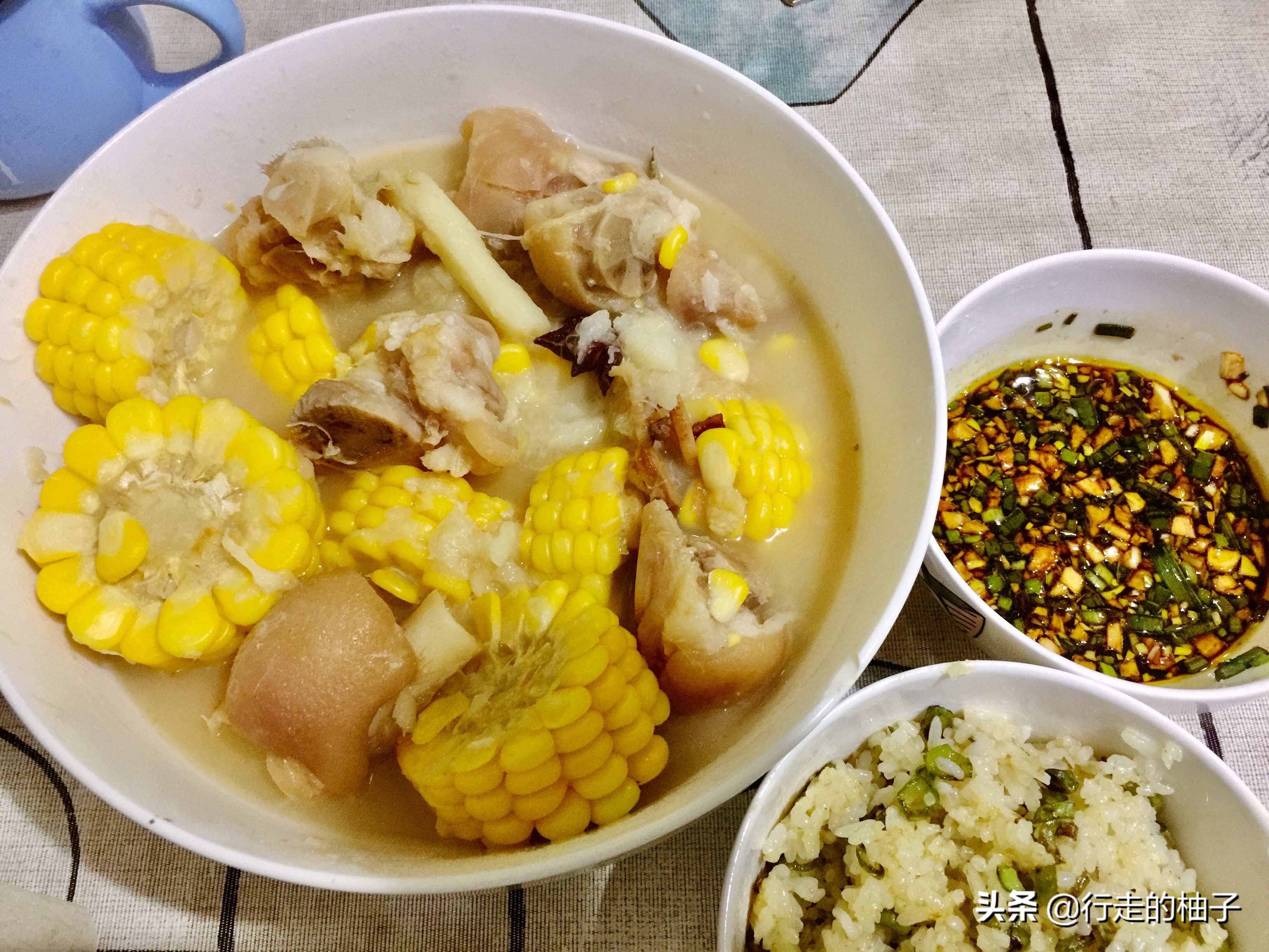 山药猪蹄玉米汤,淮山玉米猪蹄汤的做法视频