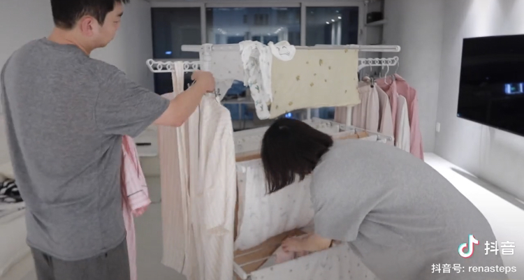 卖三无产品的网红刘虞佳,刘虞佳金秀贤勇气