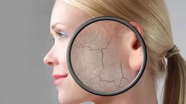 不要盲目的乱用护肤品,用了廉价的护肤品脸还有救吗