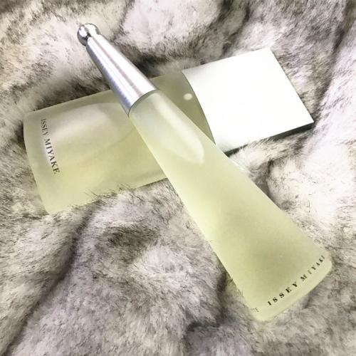 三宅一生魅力,三宅一生乔布斯