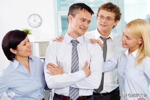 聪明人在工作上看重的不是专业水平，也不是能力，而是个性