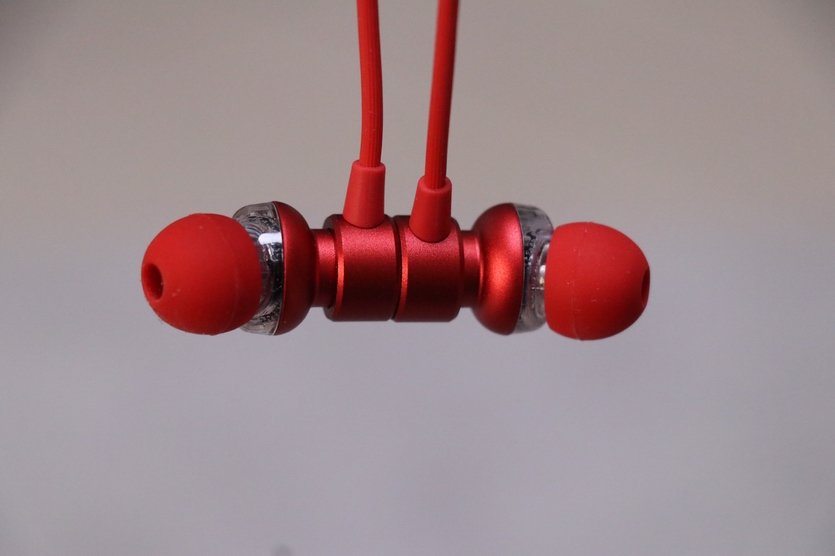 脉歌tx90蓝牙耳机拆解,脉歌te60