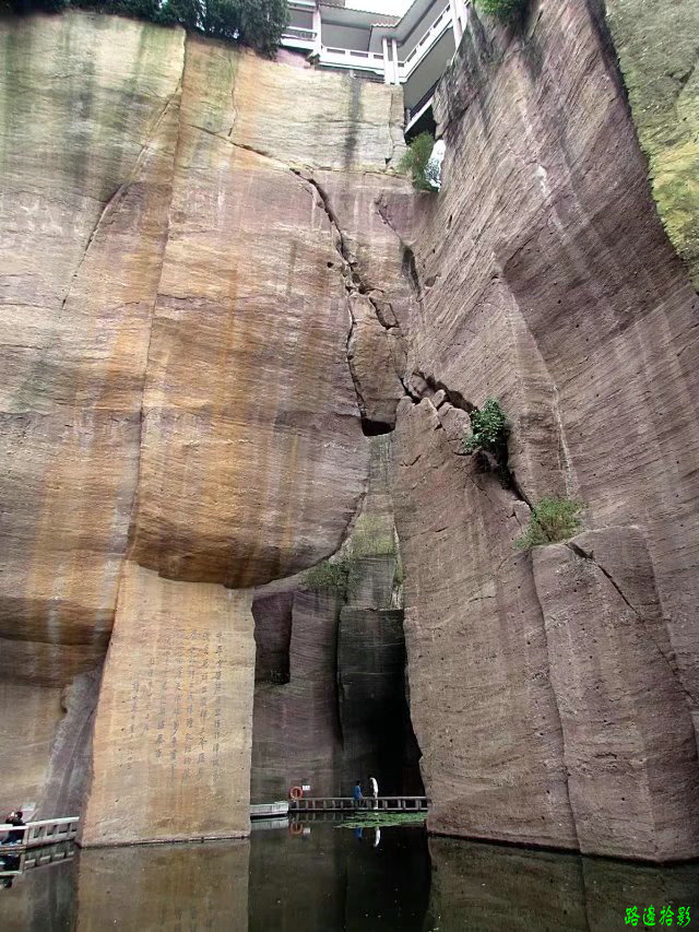 广州莲花山景点,岭南莲花山全景