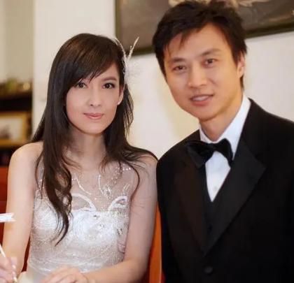 周慧敏与倪震情史,周慧敏对倪震不离不弃