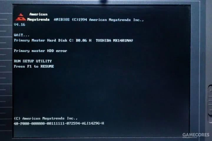 一百多块买个26年前的笔记本，我改了改，还能上网