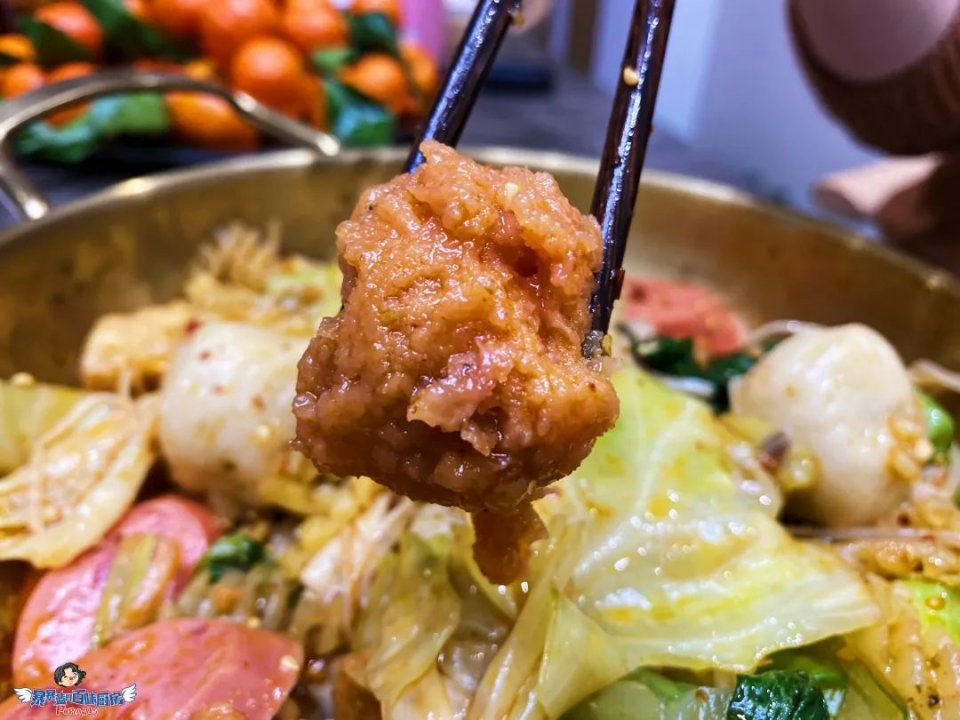 月销上万的零食礼包,金牌麻辣拌优惠