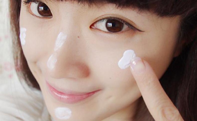 护肤小妙招一招让你皮肤白嫩,晚上护肤的正确步骤及方法