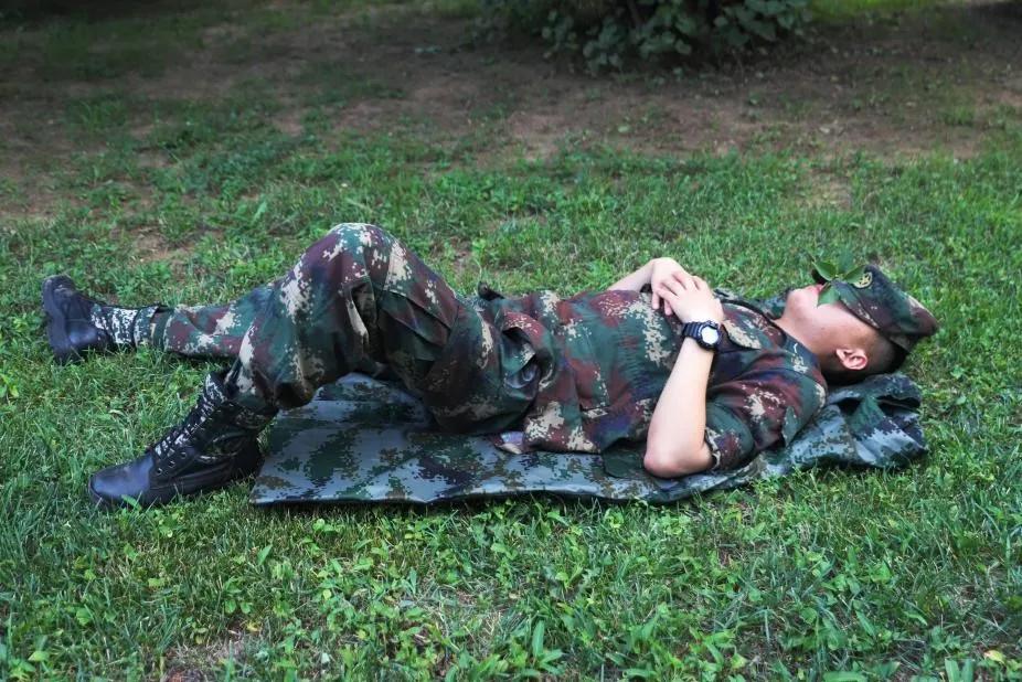 军营新款中款加厚雨衣,军用雨衣解放军