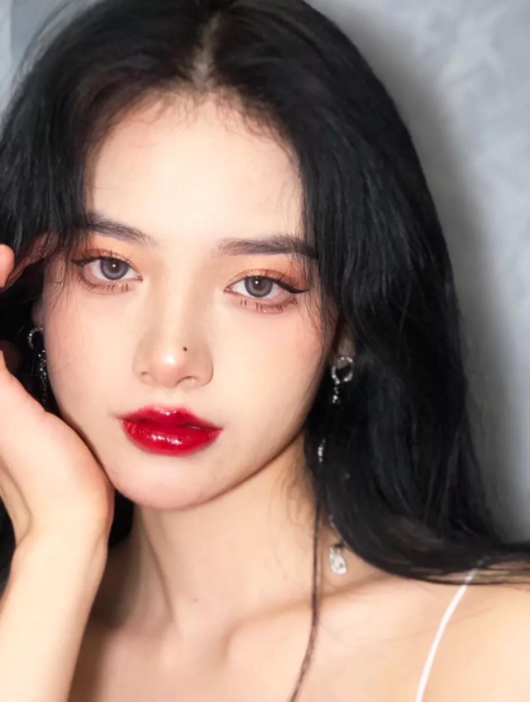 30个化妆小技巧视频教程,30个变漂亮的方法