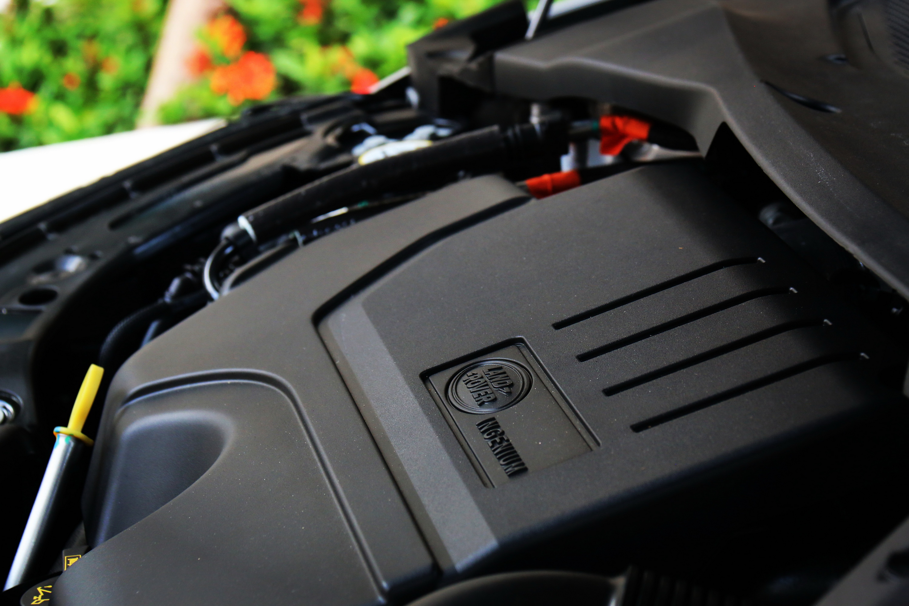 路虎揽胜极光l怎么样值得购买吗,2022路虎揽胜极光l值得买么