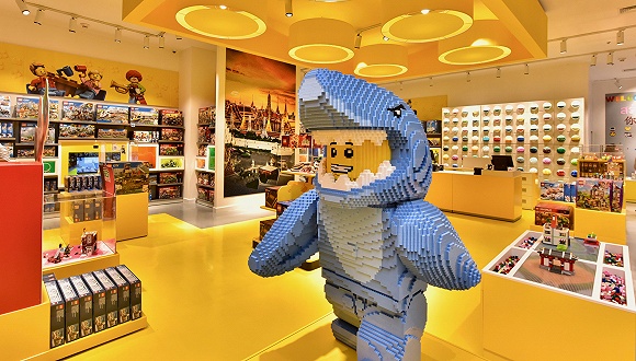 拉夏贝尔亏损严重吗,拉夏贝尔每天关店多少人