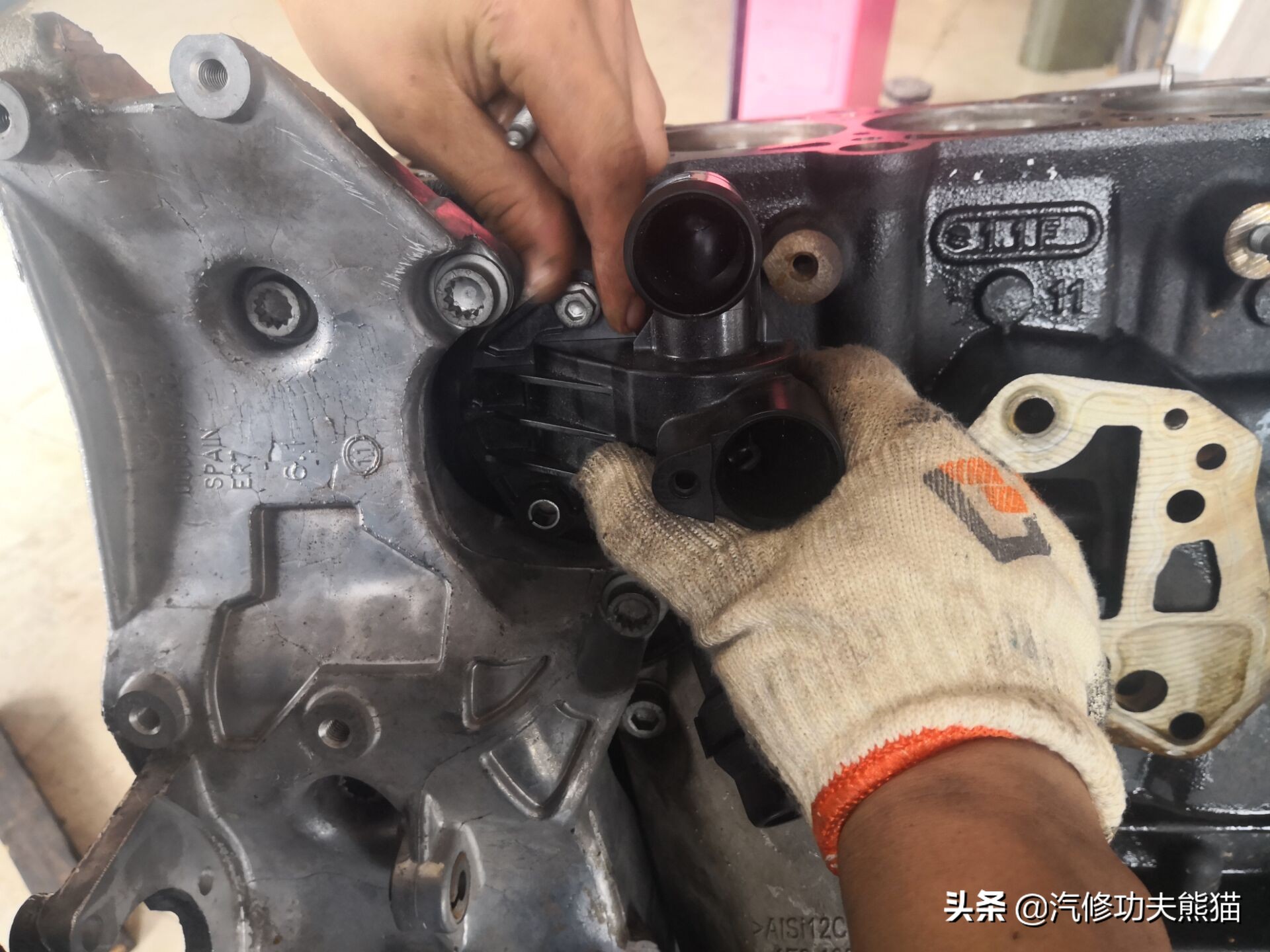 10年奥迪a6l2.0t烧机油怎么解决,10年奥迪a6l2.0t烧机油维修