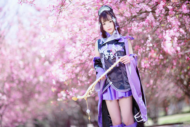 快来感受来自奶妈的爱~剑网三治疗心法cos，五七万真的美貌呀~