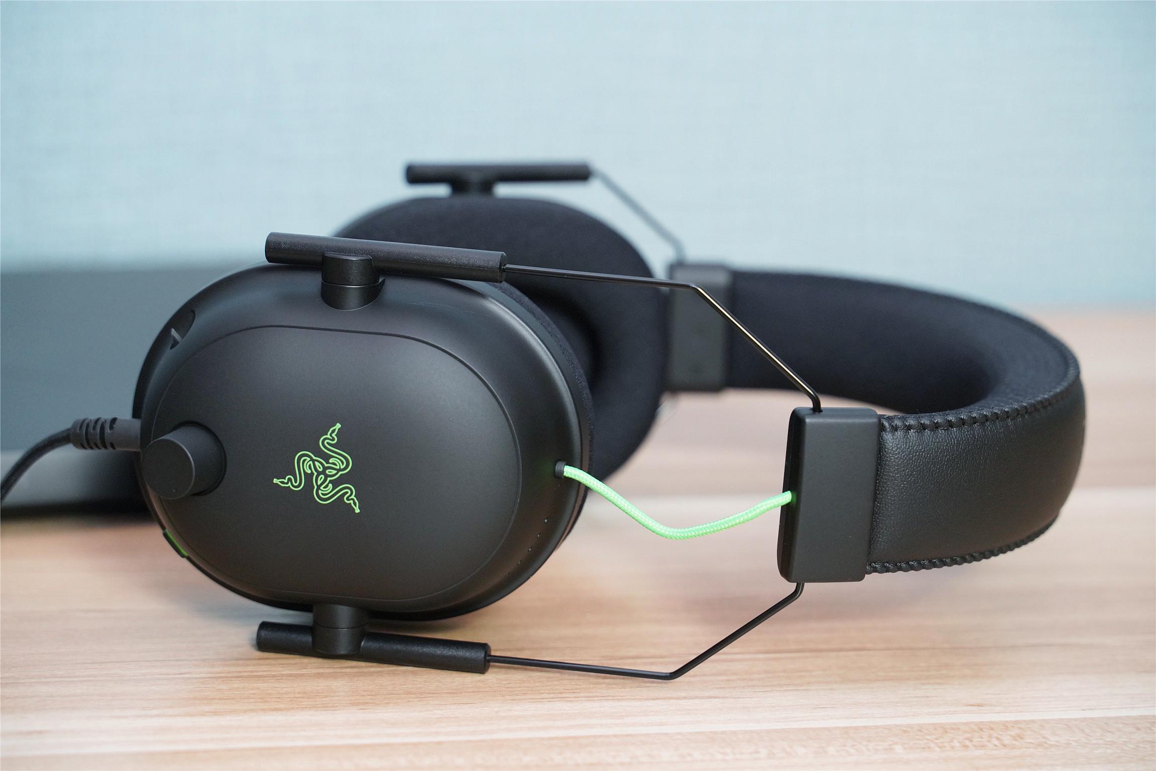 雷蛇旋风黑鲨v2电竞耳机上手,razer雷蛇旋风黑鲨v2x头戴式打csgo