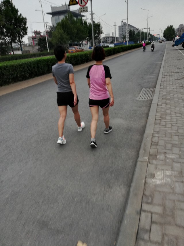 布衣公卿什么意思,布衣未必亏公卿是什么意思