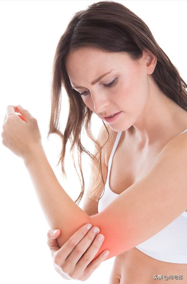 肘部被猛烈撞击,尺骨撞击症是持续疼痛吗