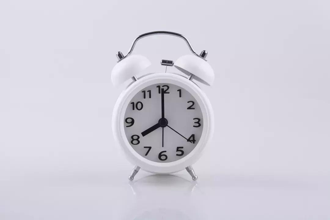 坐久了腰疼难忍?记好这三点让你坐着说话不腰疼