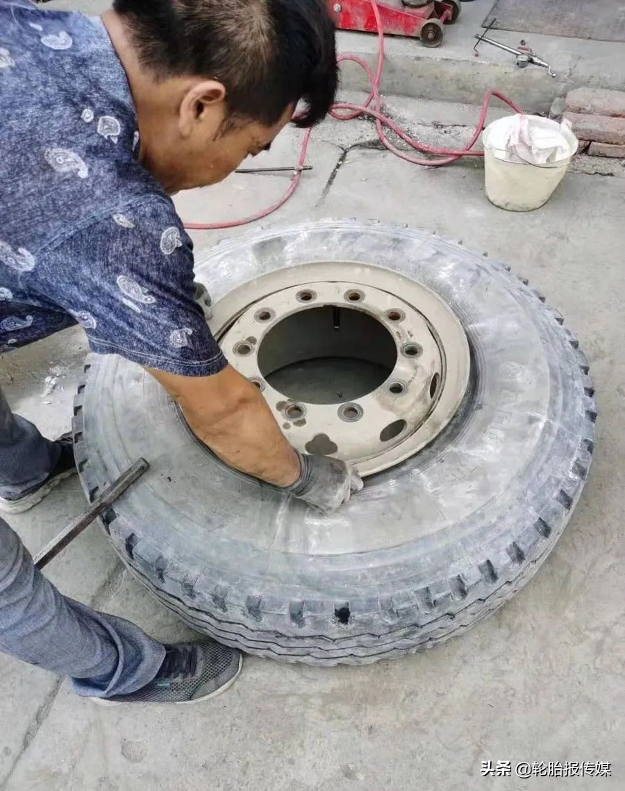 内胎气门嘴怎么补,内胎气门嘴修补方法