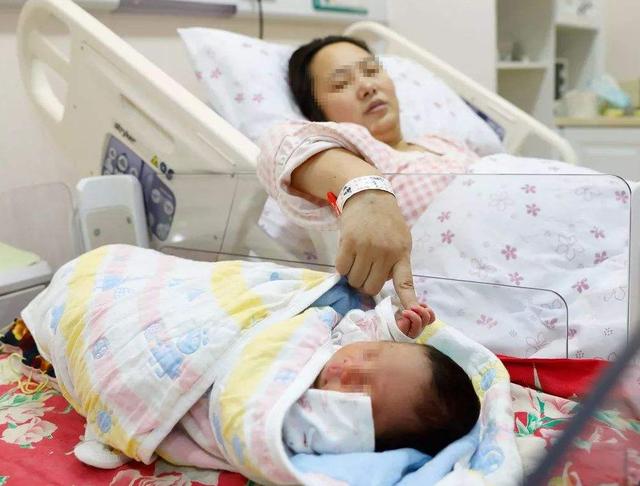 产后宫缩疼得厉害怎么缓解,产后宫缩痛到腰痛站不起来