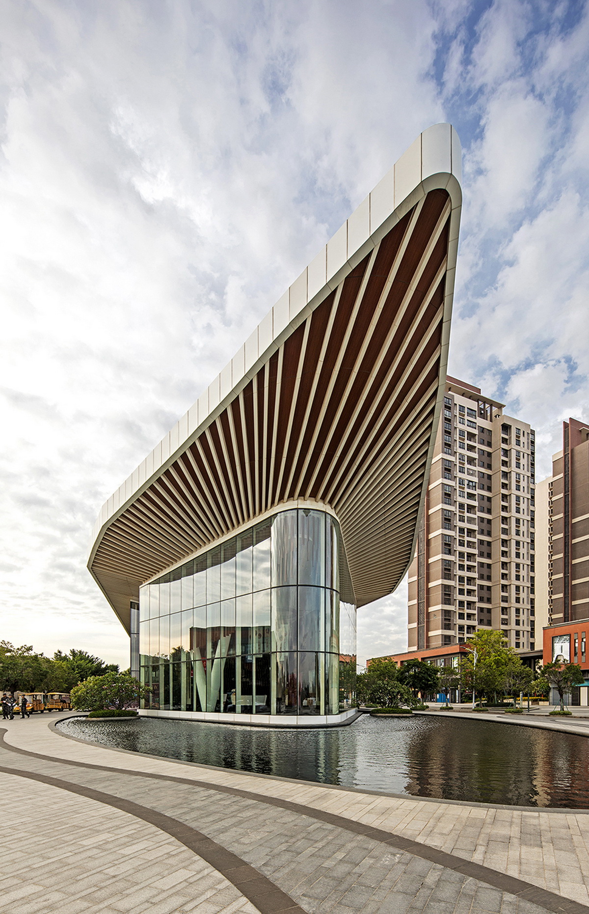 漂浮的船,漂浮的游轮