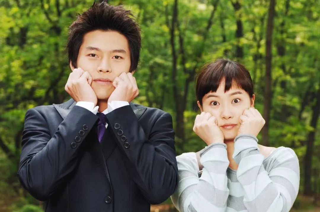 南韩神颜裴珠泫,南韩两大神颜相似之处