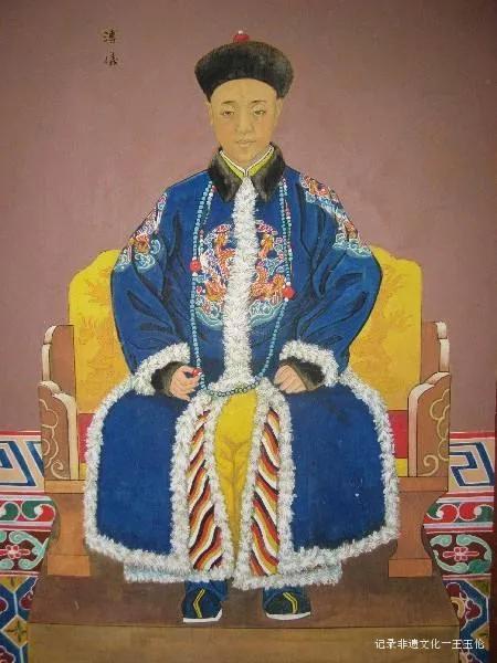 王者风范茶叶价格,龙润普洱生茶顶级老茶饼