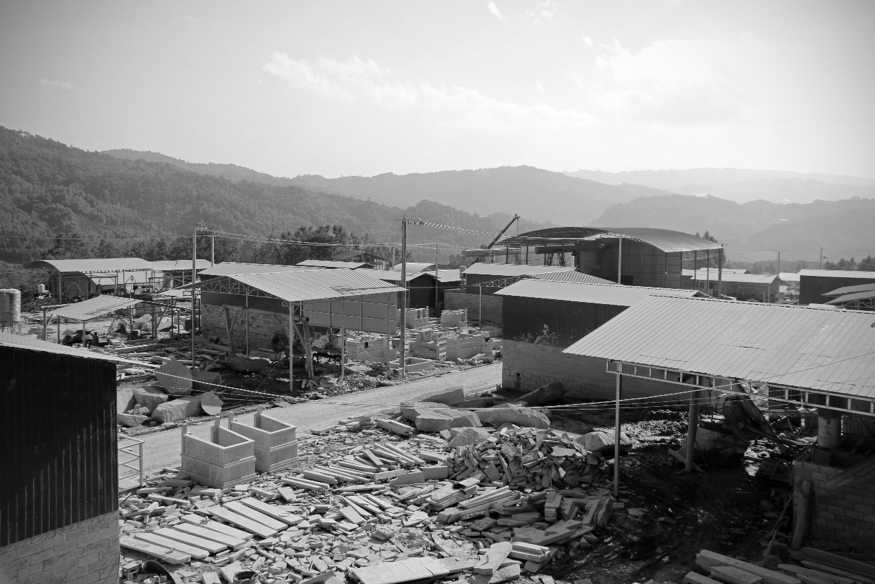 年年复年年：坟石工人的尘肺二十年