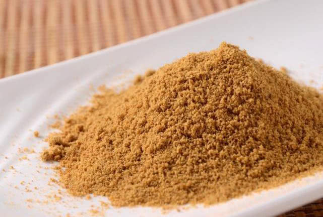 鲤鱼饵料黑坑专用黄面,黑坑钓鲤鱼黄面和什么饵料搭配好