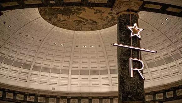 星巴克百年建筑,星巴克翻新