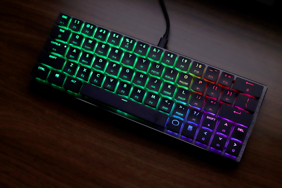 注定的炫酷与高冷，酷冷SK621体验和手感测试报告